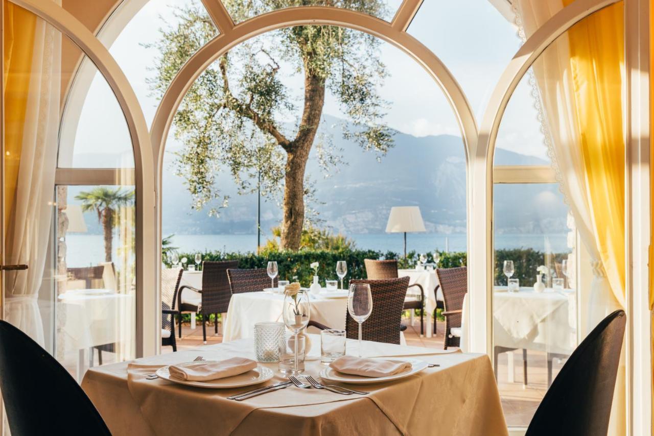 Hotel Orione - Lake Front Hotel ブレンゾーネ エクステリア 写真