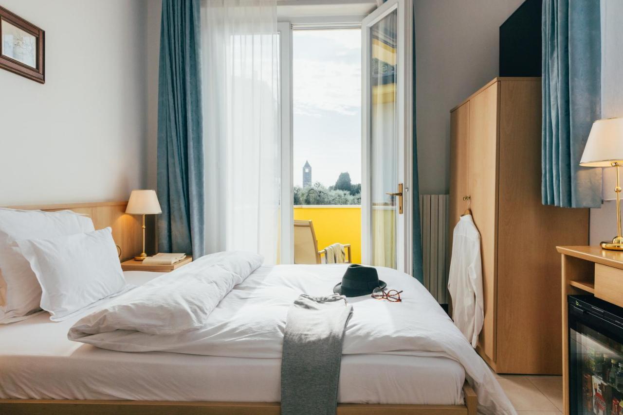Hotel Orione - Lake Front Hotel ブレンゾーネ 部屋 写真
